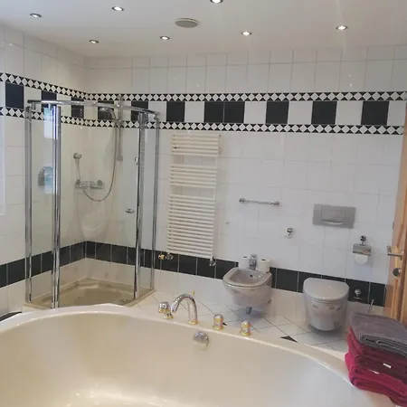 Apartament Schernhof Hoamatzeit - Tiroler Bauernhof