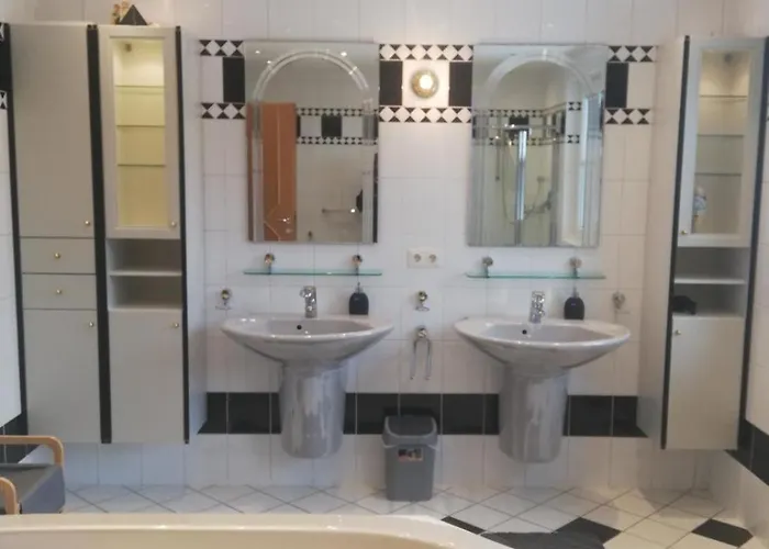 Schernhof Hoamatzeit - Tiroler Bauernhof *